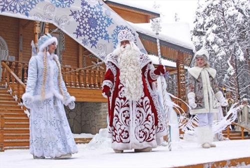 Терем Деда Мороза в Великом Устюге трещит