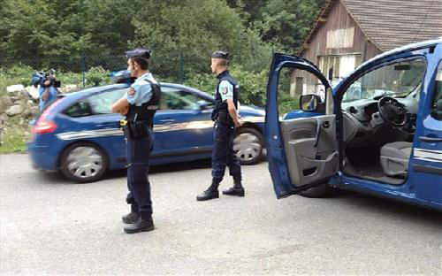Туристы застрелены во Французских Альпах