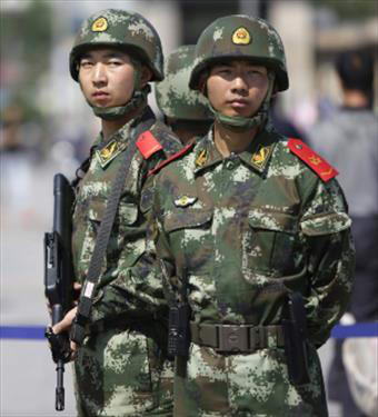 Улицы Парижа будет патрулировать китайская полиция