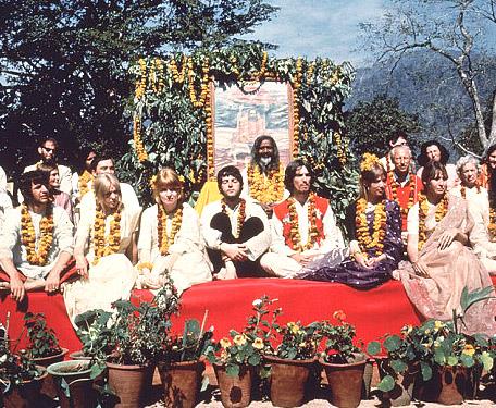 Снова открылся ашрам The Beatles в Индии