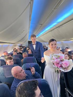 Smartavia организовала церемонию бракосочетания во время выполнения регулярного рейса