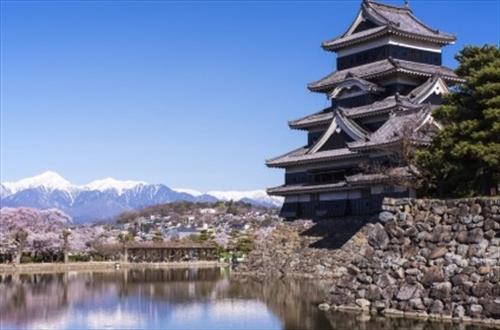 Красивый Мацумото – ворота в «Японские Альпы»