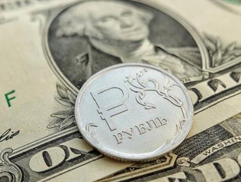 Центробанк РФ мог бы «вечно долго» поддерживать курс на уровне 33 рубля за доллар