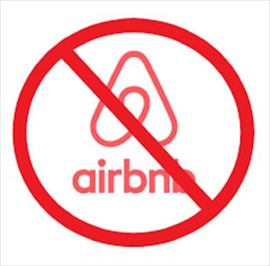 Airbnb встал под украинский флаг