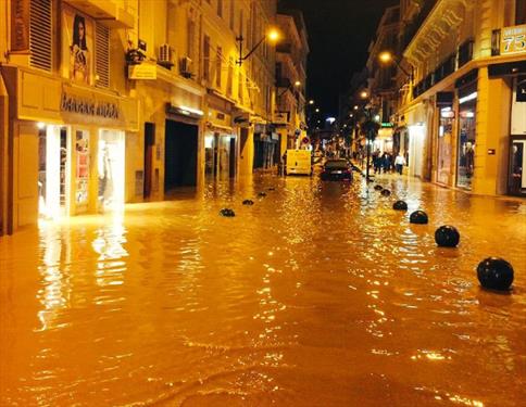 Французская Ривьера затоплена