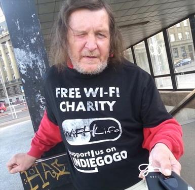 Бездомные в Праге станут точками доступа wi-fi