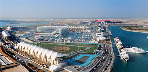 Старт гонки в Абу-Даби