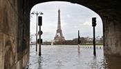 На С-Петербург и Москву надвигается циклон, вызвавший мощное наводнение в Париже