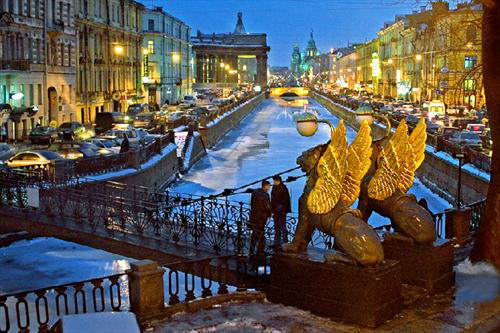 С-Петербургу снова будут делать брэнд?