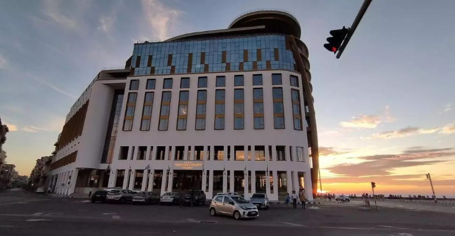 Канадская гостиничная компания Blue Diamond Resorts прекратила свою деятельность на Кубе -